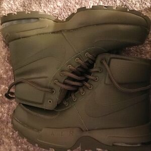 Army Green Nike Boots